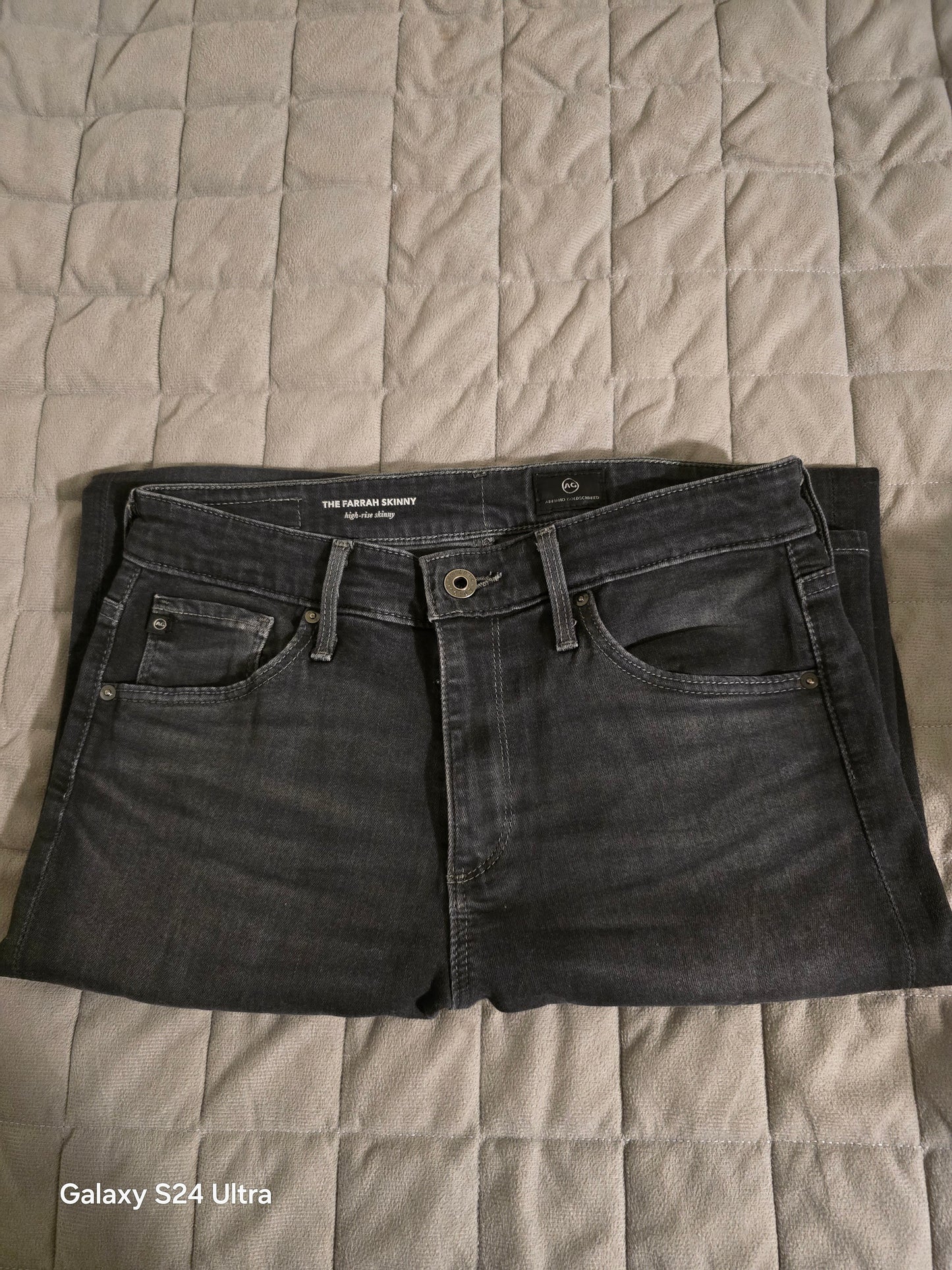 AG Adriano Goldschmied | "The Farrah" High-Rise Skinny Jeans